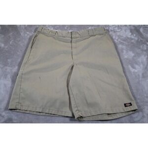 Dickies Shorts Mens Large Khaki Tan Work Utility Classic Fit Durable Chino Style